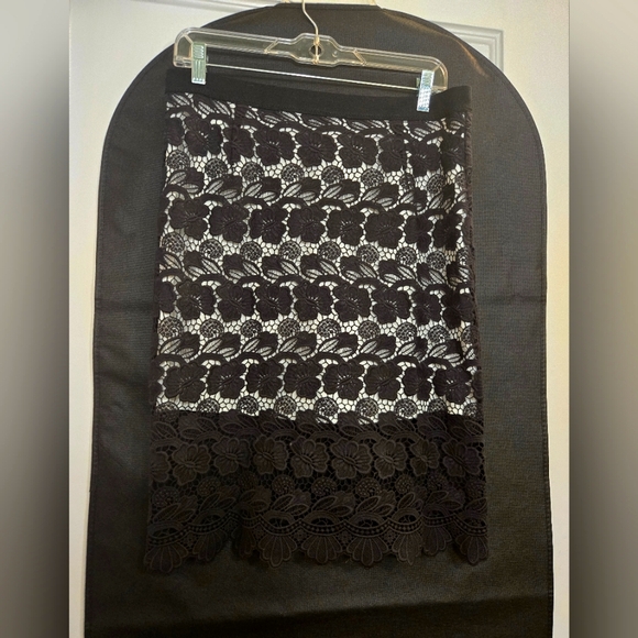 Elegant Black Angelica Lace Skirt, Rebecca Minkoff, Black, 8, NWOT - Picture 1 of 8
